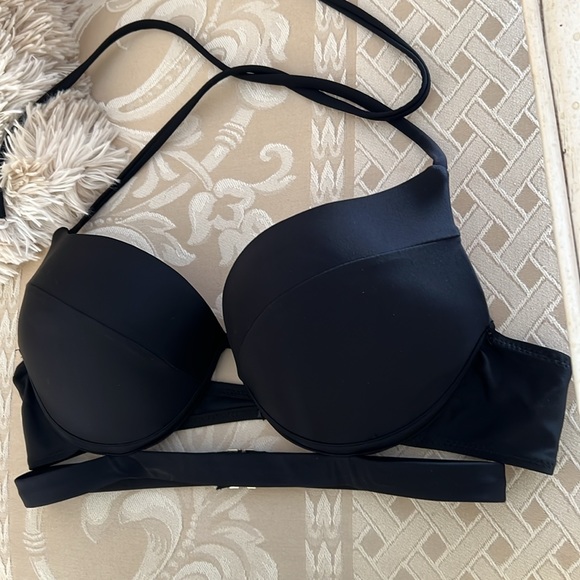 Black Bikini Top Size Large - Picture 2 of 4